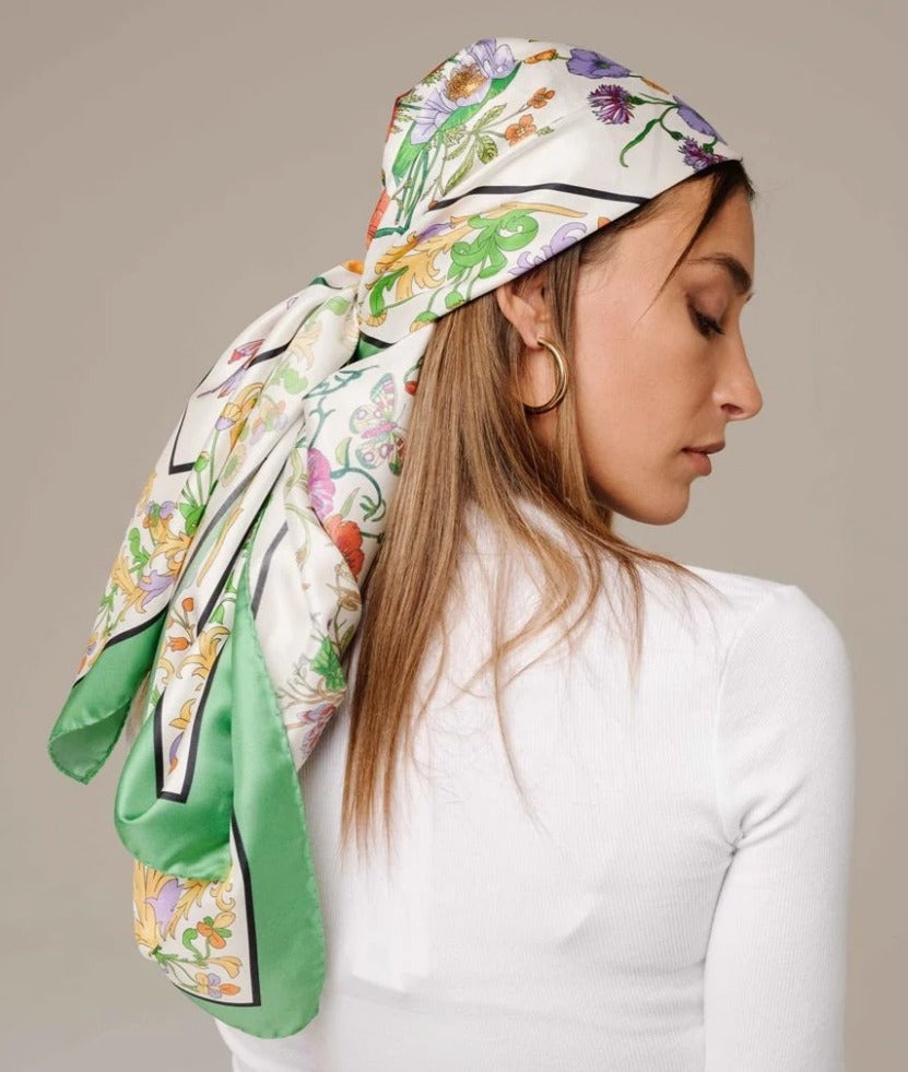 ETTORE CAVAZZA SILK TWILL OFF-WHITE AND LIGHT GREEN FOULARD